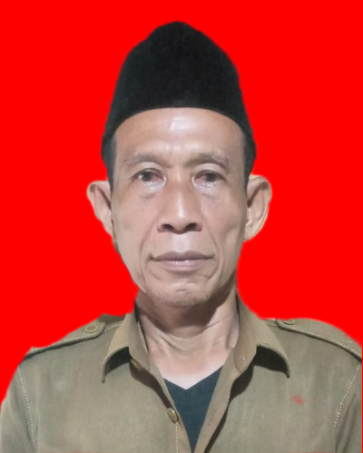 Ermoni EdiI Kepala Kampung Padang Benteng
